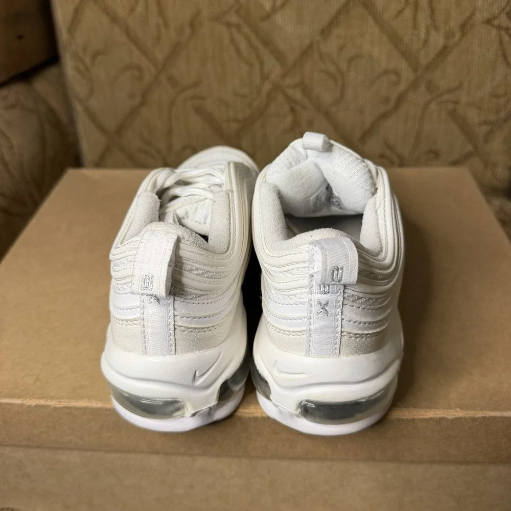 Nike Air Max 97 GS White Metallic Silver Kids Sneaker 921522-104 Size 4Y / 5.5W